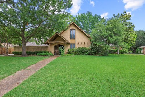 2531 Shoreline Dr, Sherman, TX, 75092-2223 | Card Image