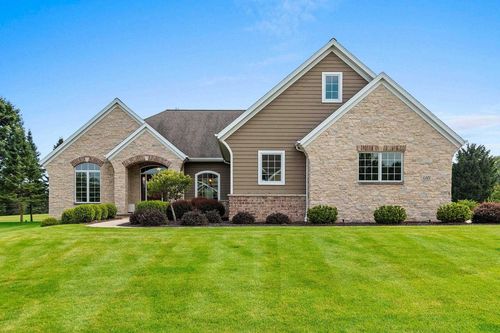 1321 S Sedona Circle, HOBART, WI, 54155 | Card Image