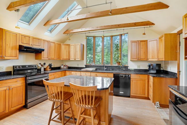 174 Middle Rd, House other with 4 bedrooms, 4 bathrooms and null parking in Chilmark MA | Image 4