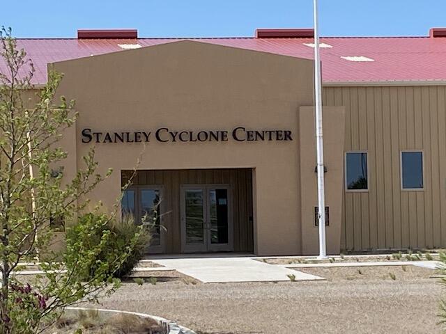 Land in Stanley 5