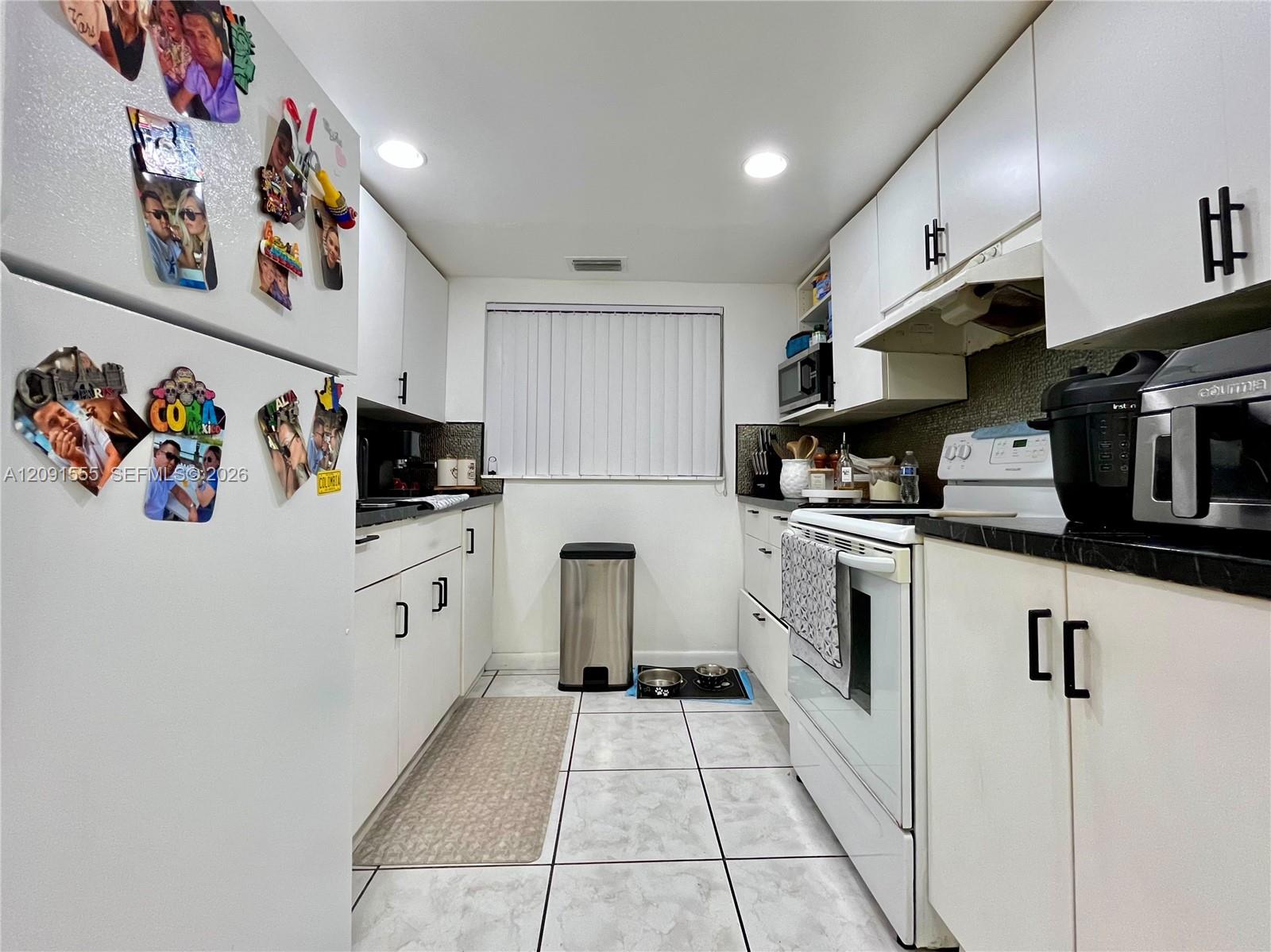 Residential Lease in North Miami 5