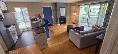 f-2867 S Fairview St, Santa Ana, CA, 92704-5933 | Card Image