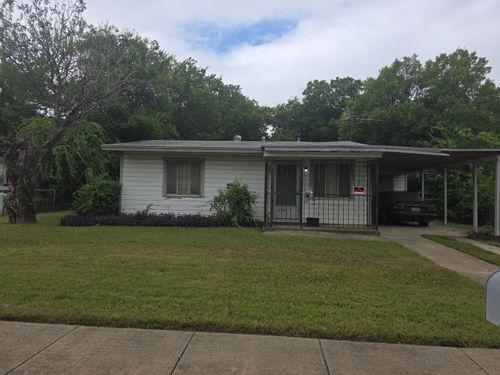2908 Langston St, Fort Worth, TX, 76105-4335 | Card Image