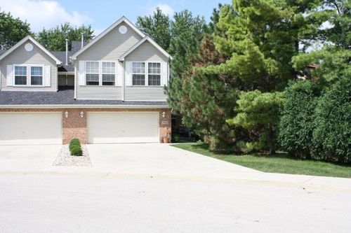 12-10841 Prairie Ln, Mokena, IL, 60448-1923 | Card Image