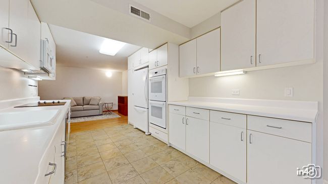 UNIT-108 - 1625 Glenview Rd, Condo with 2 bedrooms, 3 bathrooms and 2 parking in Glenview IL | Image 4