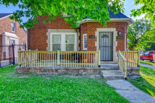 5500 Devonshire Rd, Detroit, MI, 48224-3235 | Card Image