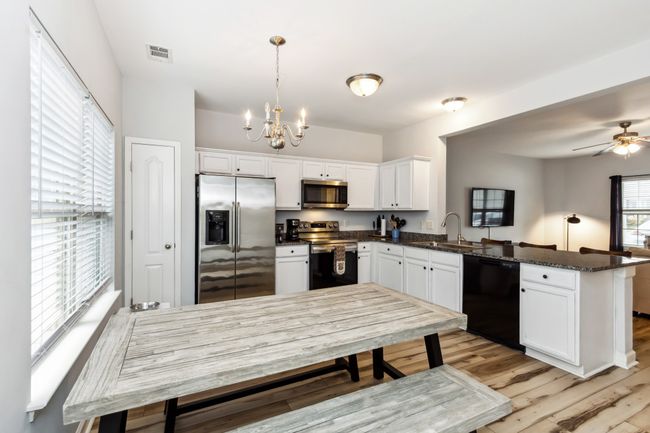 5431 Perlou Ln, Townhouse with 3 bedrooms, 3 bathrooms and 2 parking in Murfreesboro TN | Image 8