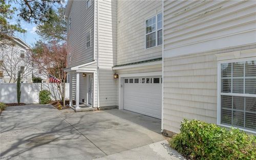 3734 Chesterfield Avenue, Virginia Beach, VA, 23455 | Card Image