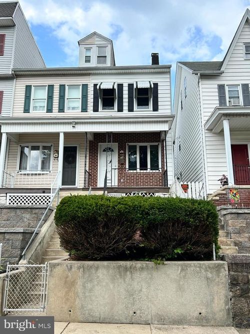 1125 Market St, ASHLAND, PA, 17921-1218 | Card Image