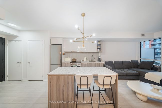 312 - 31 Tippett Rd, Condo with 2 bedrooms, 2 bathrooms and null parking in Toronto ON | Image 13