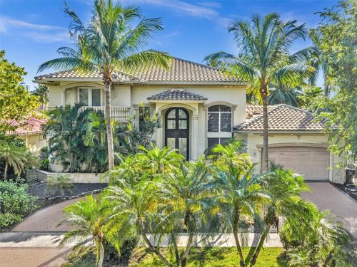 922 Washington St, Hollywood, FL, 33019-1922 | Card Image