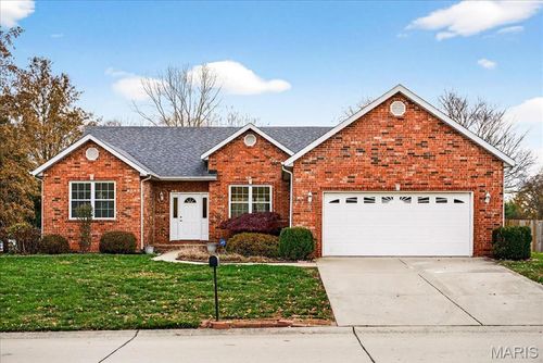 3203 Rand Ln, Swansea, IL, 62226-2427 | Card Image