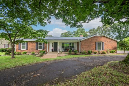 202 Rouse Rd, Dickson, TN, 37055-3323 | Card Image