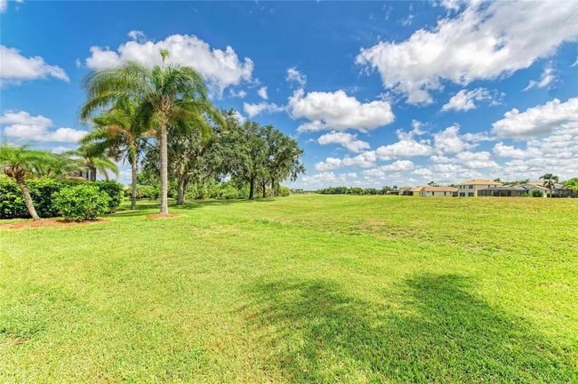 8906 Stone Harbour Loop, House other with 3 bedrooms, 2 bathrooms and null parking in BRADENTON FL | Image 31