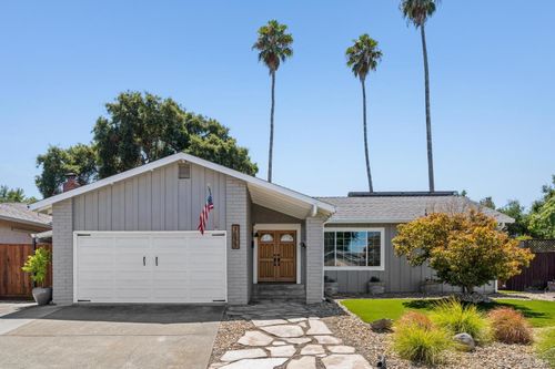 1549 Creekside Drive, Petaluma, CA, 94954 | Card Image