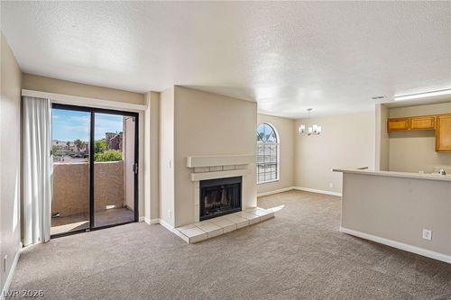 201-2962 Juniper Hills Blvd, Las Vegas, NV, 89142-2937 | Card Image