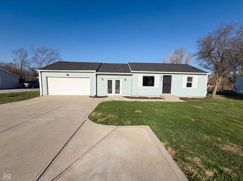 1062 Rita Dr, Greenwood, IN, 46143-8512 | Card Image