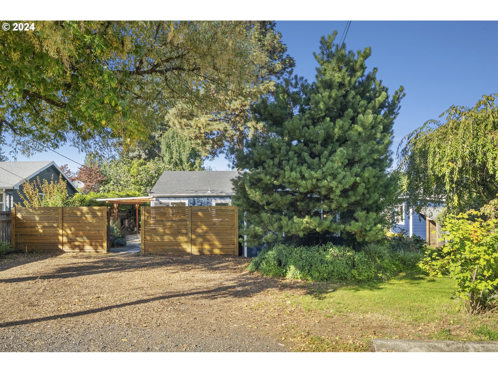 White Lake Rd, Portland, OR 97222