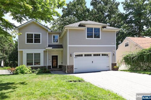 254 Concord St, Cresskill, NJ, 07626-1318 | Card Image