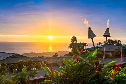 76-6379 Kilohana St, Kailua Kona, HI, 96740-6948 | Card Image