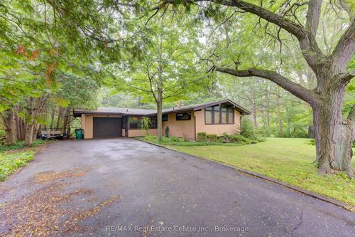 80 Chapel Hill Dr, Kitchener, ON, N2R1N2 | Card Image