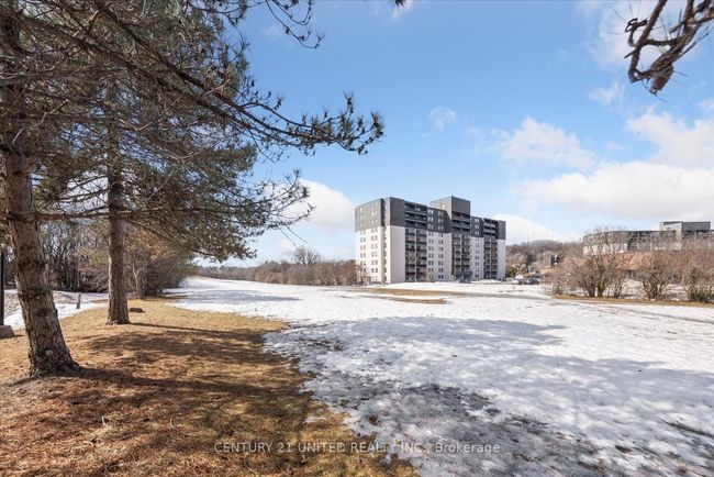 301 - 1155 Goodfellow Rd, Home with 3 bedrooms, 1 bathrooms and 1 parking in Peterborough ON | Image 29