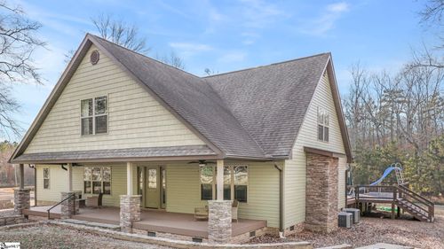 301 Little Valley Dr, Piedmont, SC, 29673-7611 | Card Image