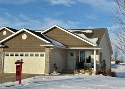 3456 35th Ave, Marion, IA, 52302-6417 | Card Image