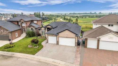 247 Beechdale Crt, Saskatoon, SK, S7V0A4 | Card Image