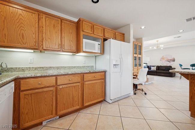 10948 Carberry Hill St, House other with 3 bedrooms, 4 bathrooms and null parking in Las Vegas NV | Image 27