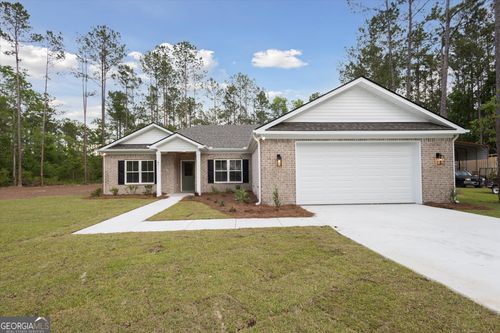 47 Aspen Ln, Ellabell, GA, 31308-6148 | Card Image