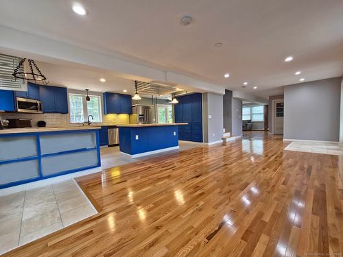 355 Fall Mountain Rd, Bristol, CT, 06010-5986 | Card Image