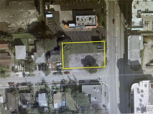 1715 Nw 53rd St, Miami, FL, 33142 | Card Image