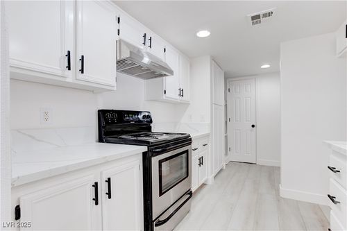 unit-102-5792 Ambassador Ave, Las Vegas, NV, 89122-0250 | Card Image