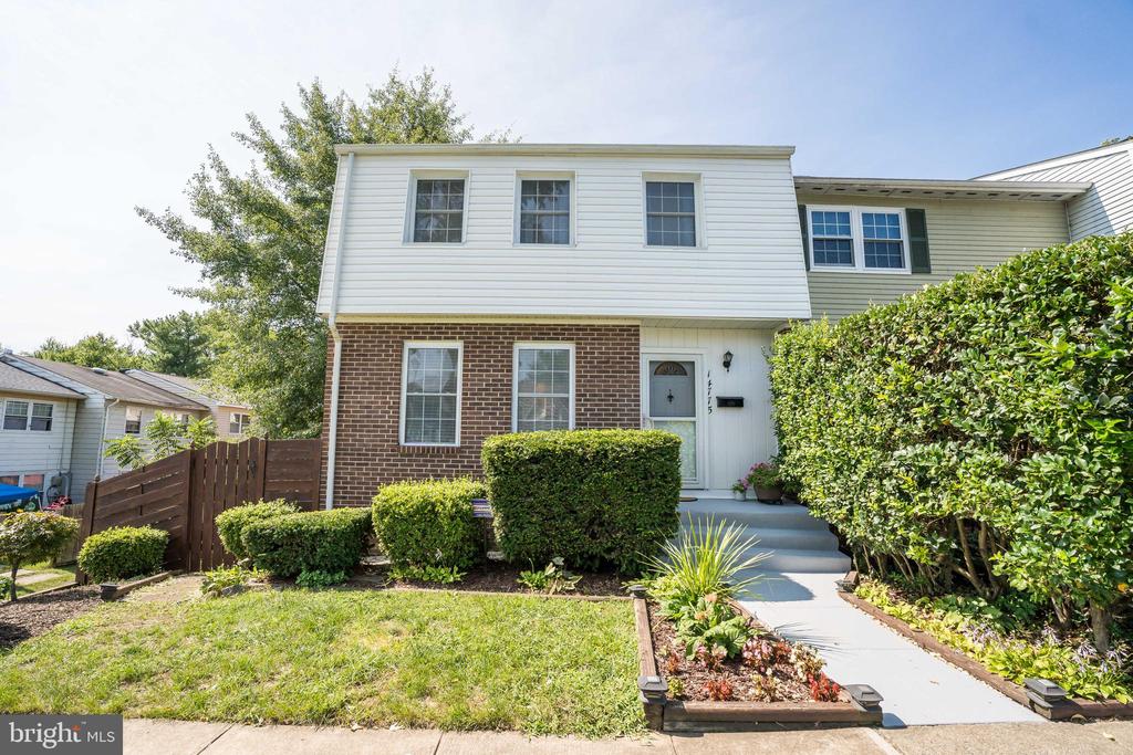 Candlewood Ct, Woodbridge, VA 22191