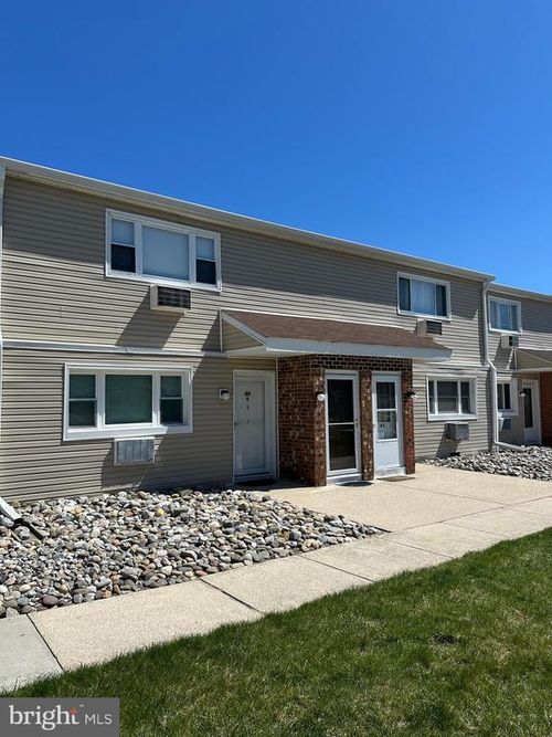 apt-r2-4901 Harbor Beach Blvd, Brigantine, NJ, 08203-1245 | Card Image