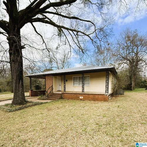 400 E 4th St, Sylacauga, AL, 35150-2606 | Card Image