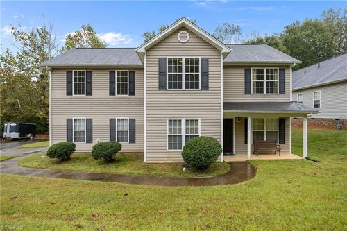 1901 Savannas Run Dr, Greensboro, NC, 27405-1698 | Card Image