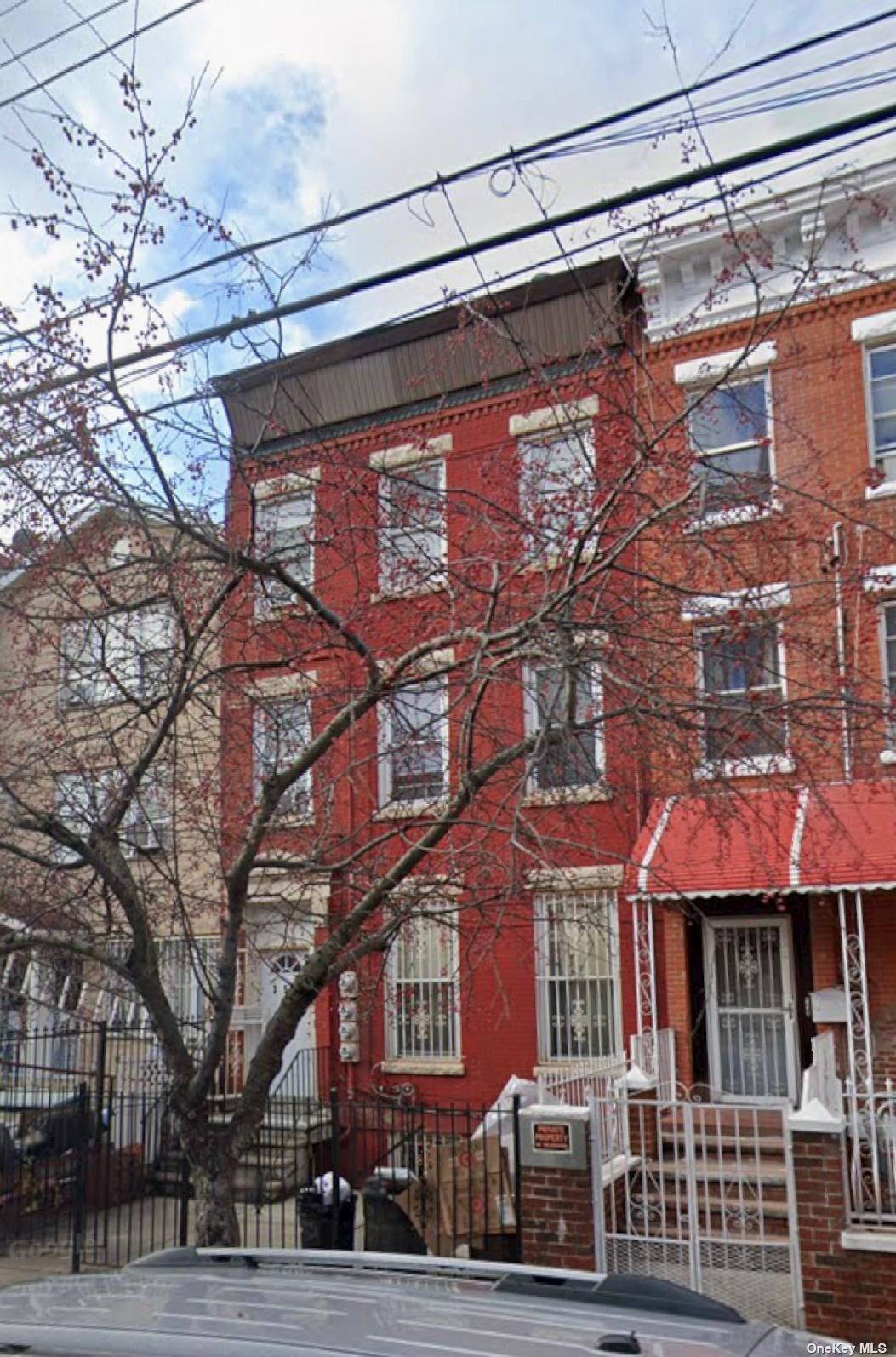 Miller Ave, Brooklyn, NY 11207