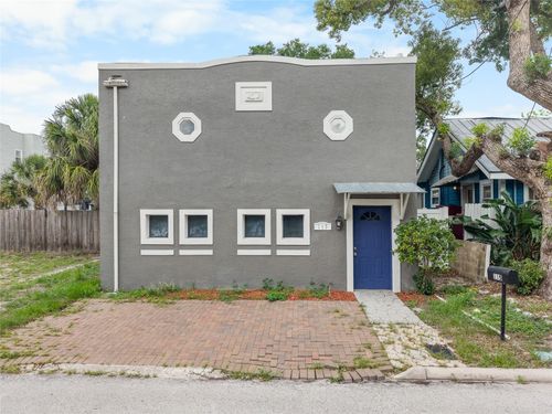 115 W Allison Ct, TAMPA, FL, 33603-5601 | Card Image