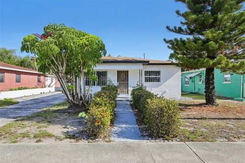 1911 22nd Avenue S, St Petersburg, FL, 33712 | Card Image