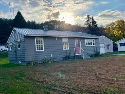 148 Stetson Terrace, House other with 3 bedrooms, 1 bathrooms and null parking in St. Johnsbury VT | Image 2