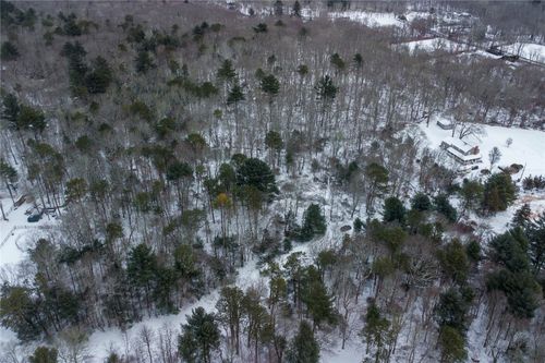 5 Bridgeview Dr, Richmond, RI, 02892-1073 | Card Image