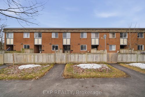 11-1675 Heatherington Rd, Ottawa, ON, K1V8V8 | Card Image