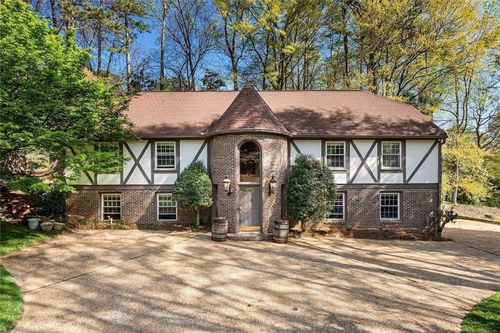 3186 Sugarplum Rd Ne, Atlanta, GA, 30345-1553 | Card Image