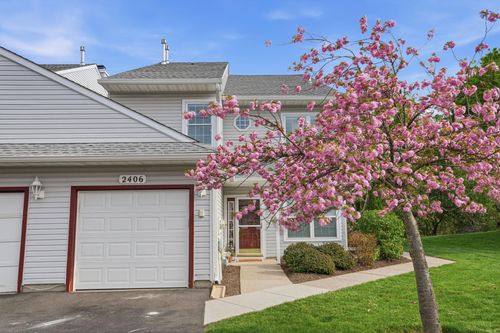 2406 Lynbrooke Dr, YARDLEY, PA, 19067-7272 | Card Image