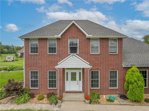 1503 Nottingham Dr, Warrensburg, MO, 64093-3079 | Card Image