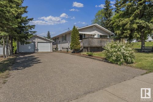 1002 11 Ave, Cold Lake, AB, T9M1J1 | Card Image