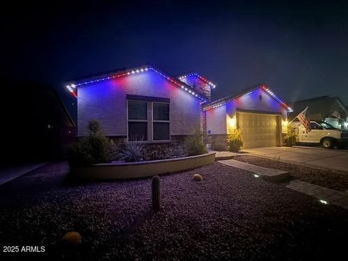 2041 W Larissa Ln, San Tan Valley, AZ, 85144-1405 | Card Image