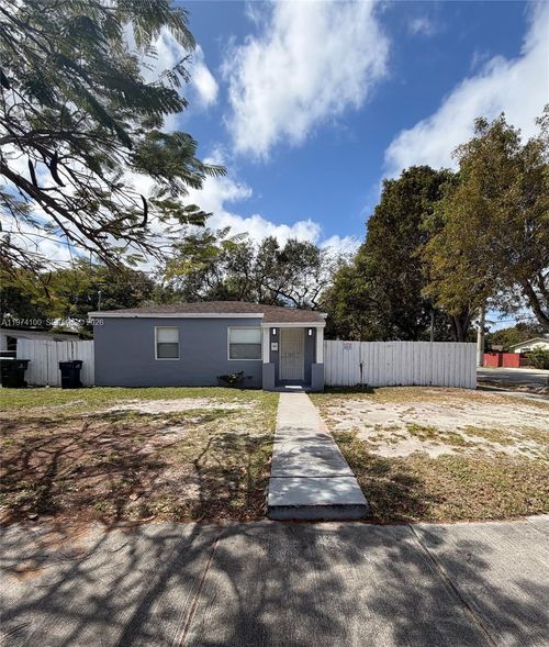 6400 Sw 58th Pl, South Miami, FL, 33143-3610 | Card Image